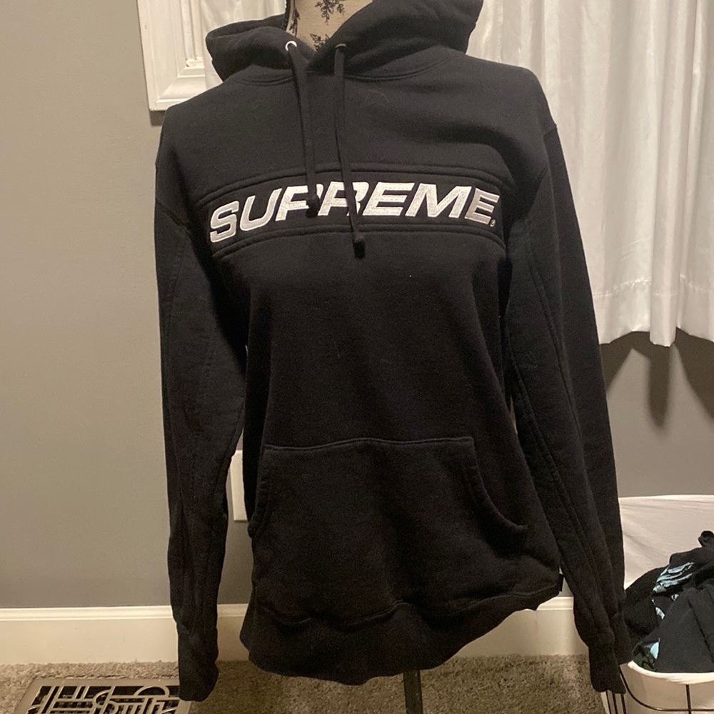 Supreme hoodie